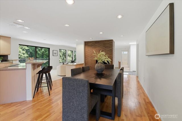 17816 NE 12th Street, Bellevue, WA 98008