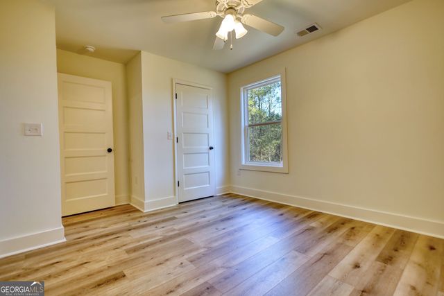 132 Loyd Road, Mansfield, GA 30055