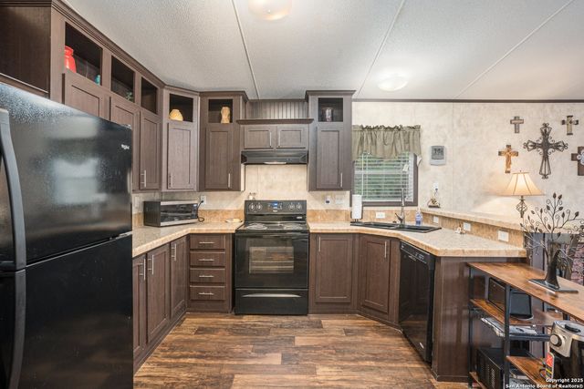 12106 Grapevine, San Antonio, TX 78245