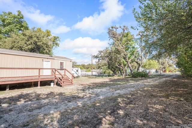 12106 Grapevine, San Antonio, TX 78245