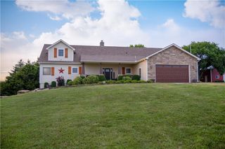 1028 N 600 Road, Baldwin City, KS 66006