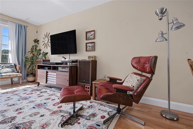 45 Oakwood Avenue, Providence, RI 02909
