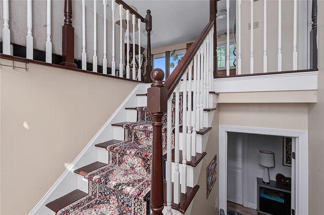 45 Oakwood Avenue, Providence, RI 02909