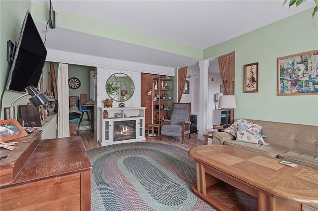 45 Oakwood Avenue, Providence, RI 02909