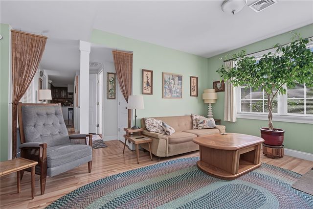 45 Oakwood Avenue, Providence, RI 02909