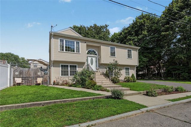 45 Oakwood Avenue, Providence, RI 02909