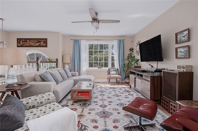 45 Oakwood Avenue, Providence, RI 02909