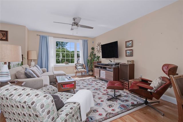 45 Oakwood Avenue, Providence, RI 02909