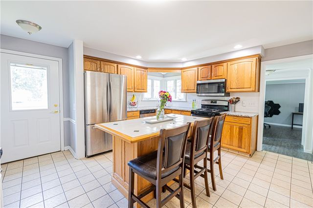 11 Smyles Drive, Irondequoit, NY 14609