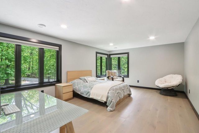 1265 Valley Ridge DRIVE, Brookfield, WI 53005