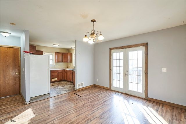 970 Hunt Street, Akron, OH 44306