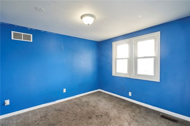 970 Hunt Street, Akron, OH 44306