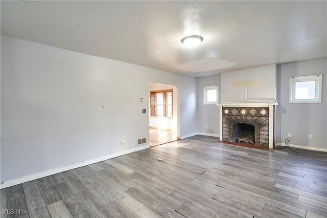 970 Hunt Street, Akron, OH 44306