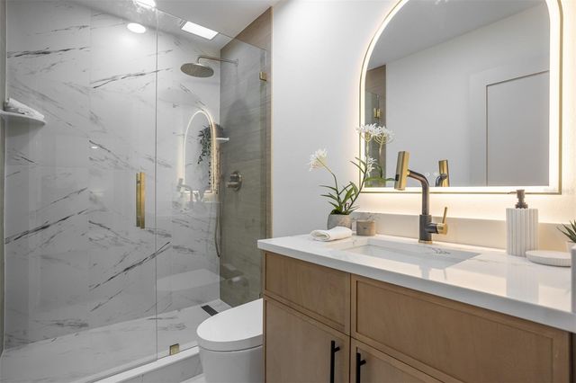 3517 W CHEROKEE AVENUE, Tampa, FL 33611