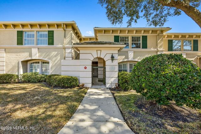 200 BERMUDA BAY Circle 202, Ponte Vedra Beach, FL 32082