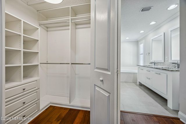 200 BERMUDA BAY Circle 202, Ponte Vedra Beach, FL 32082