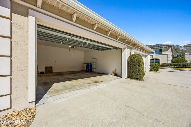 200 BERMUDA BAY Circle 202, Ponte Vedra Beach, FL 32082