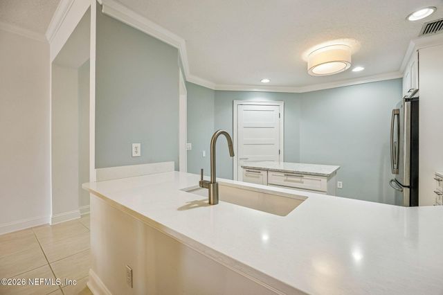 200 BERMUDA BAY Circle 202, Ponte Vedra Beach, FL 32082