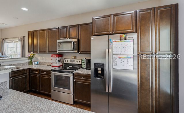 380 Dante Cir, Beaufort, SC 29906