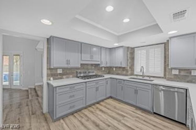 4932 Tierra Del Sol Drive, Las Vegas, NV 89113