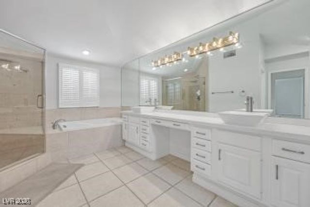 4932 Tierra Del Sol Drive, Las Vegas, NV 89113