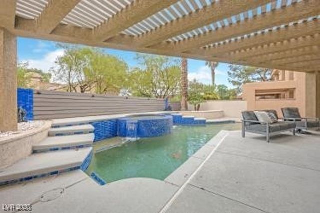 4932 Tierra Del Sol Drive, Las Vegas, NV 89113