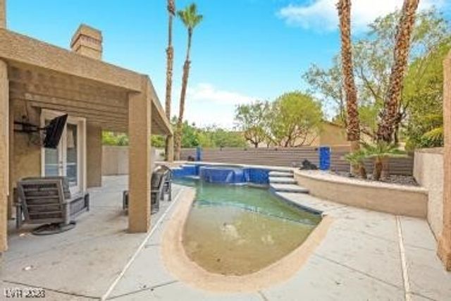 4932 Tierra Del Sol Drive, Las Vegas, NV 89113