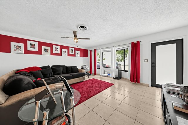 761 NW 65th Avenue, Margate, FL 33063