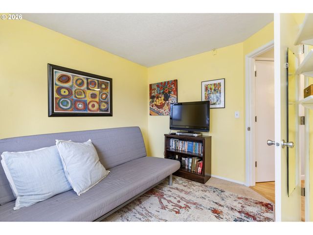 2743 Se 63RD Ave, Portland, OR 97206