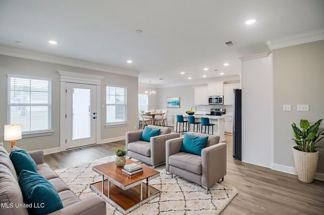 6753 Maurepas Circle, Ocean Springs, MS 39564