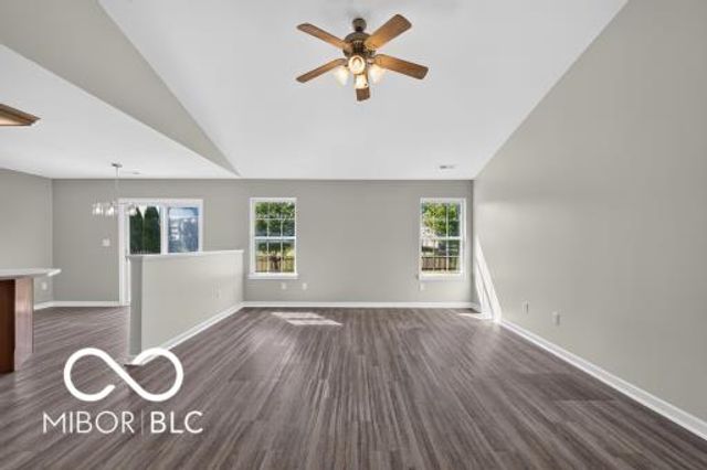 18907 Prairie Crossing Drive, Noblesville, IN 46062