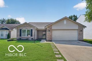 18907 Prairie Crossing Drive, Noblesville, IN 46062