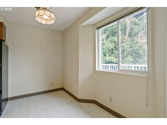 5113 Sw OLESON Rd, Portland, OR 97225