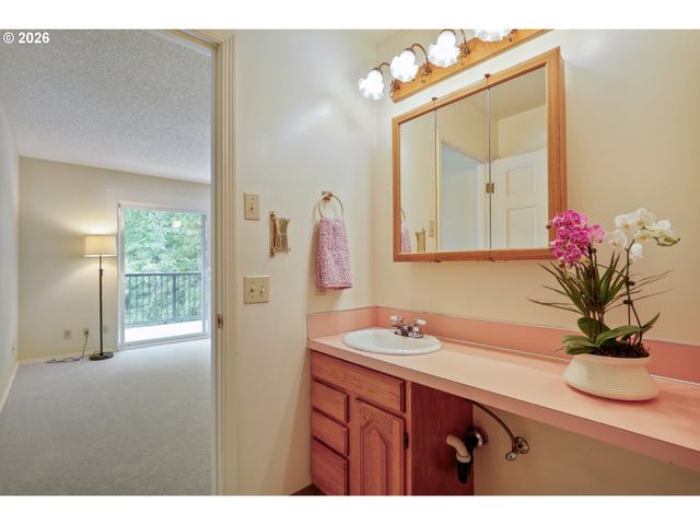 5113 Sw OLESON Rd, Portland, OR 97225