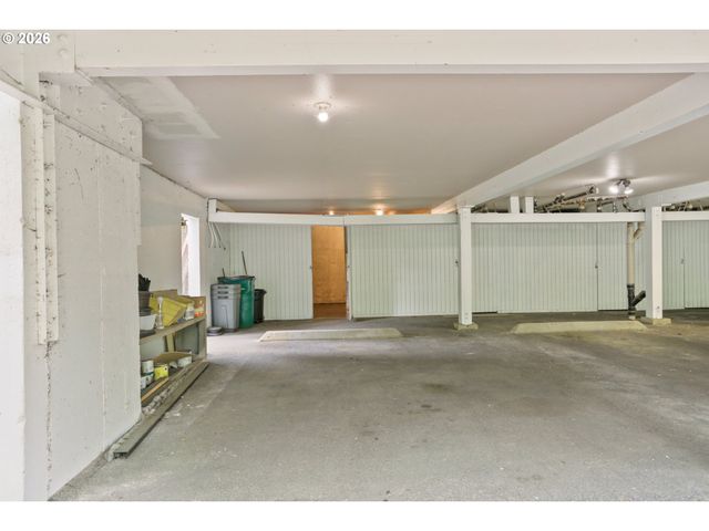 5113 Sw OLESON Rd, Portland, OR 97225