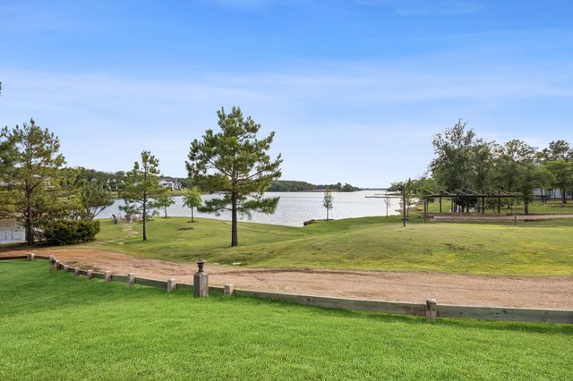 13740 Waterside Drive, Malakoff, TX 75148