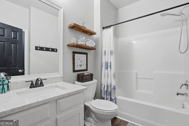 104 Farm Valley Drive, Canton, GA 30115