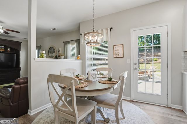 104 Farm Valley Drive, Canton, GA 30115