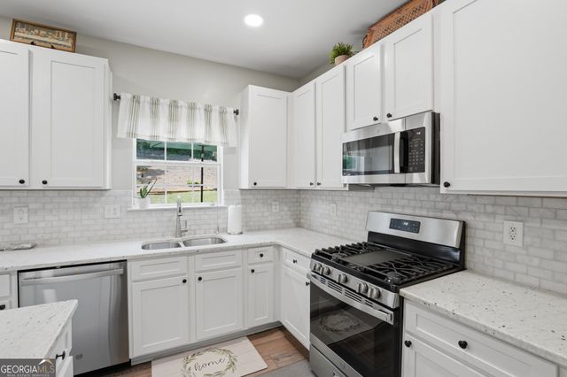 104 Farm Valley Drive, Canton, GA 30115