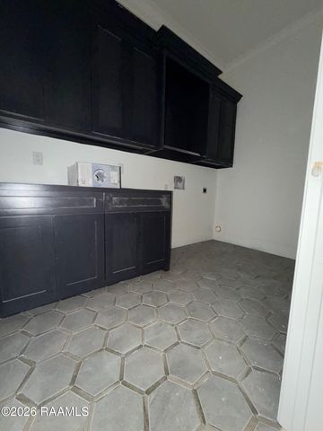 110 Cape Town Avenue, Youngsville, LA 70592