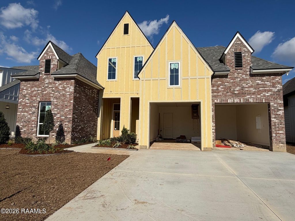 110 Cape Town Avenue, Youngsville, LA 70592