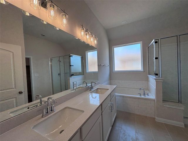 178 Coleto TRL, Bastrop, TX 78602