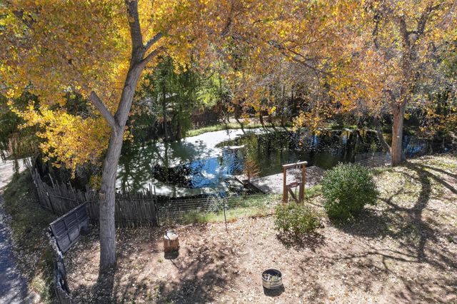 262 Los Pinos A, Santa Fe, NM 87507