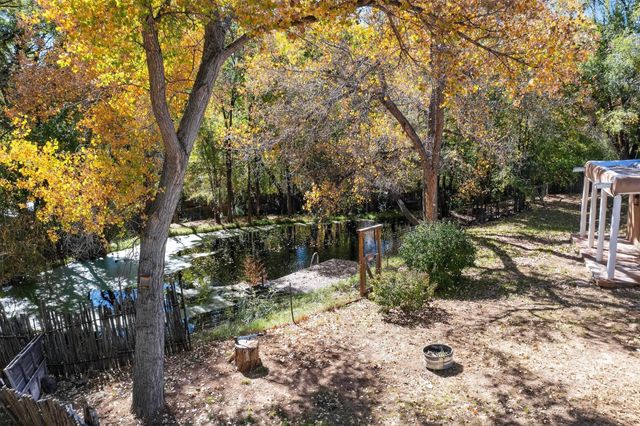 262 Los Pinos A, Santa Fe, NM 87507