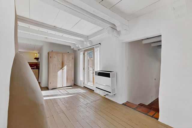 262 Los Pinos A, Santa Fe, NM 87507