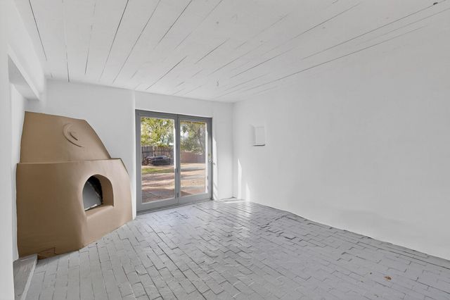 262 Los Pinos A, Santa Fe, NM 87507