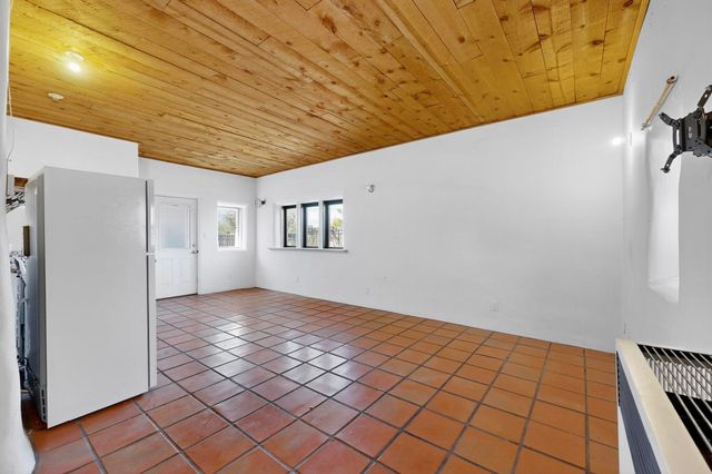 262 Los Pinos A, Santa Fe, NM 87507