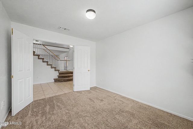 494 W DOUGLAS Avenue, Gilbert, AZ 85233