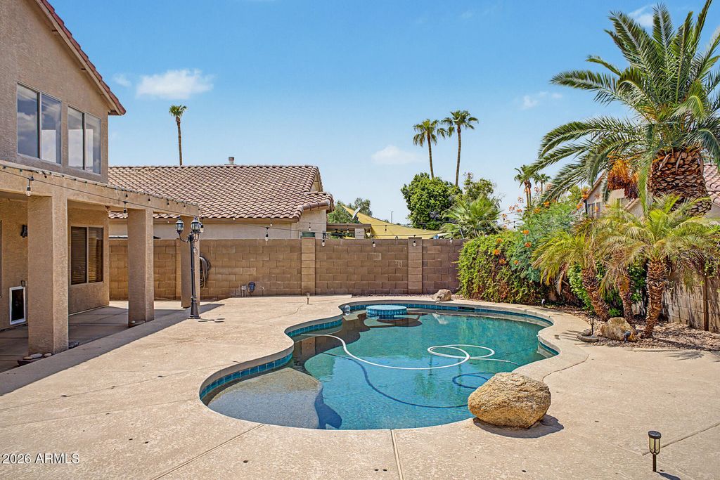 494 W DOUGLAS Avenue, Gilbert, AZ 85233 — photo 4