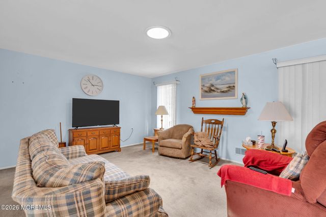 10 Kent Drive, Forked River, NJ 08731